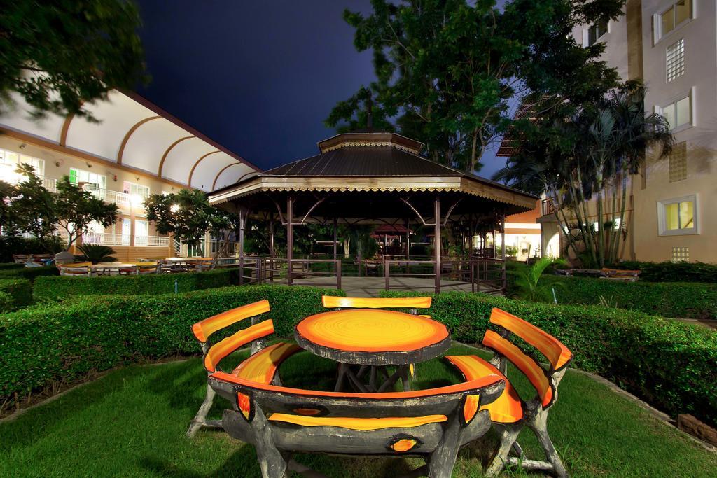 D Varee Xpress Hillside Hua Hin Cha-Am Buitenkant foto